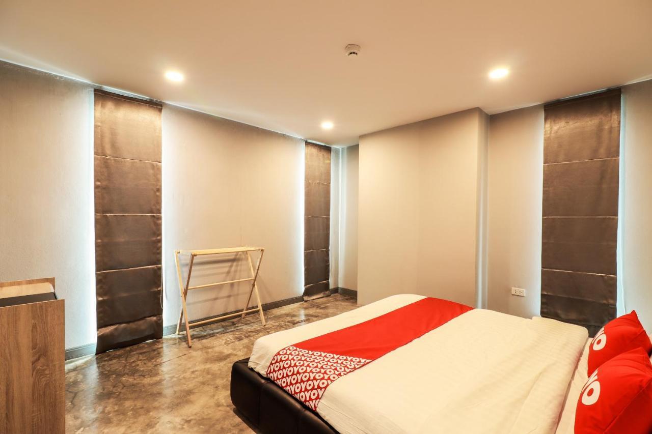 Oyo 150 3Q Chiangmai Residence Chiang Mai Buitenkant foto